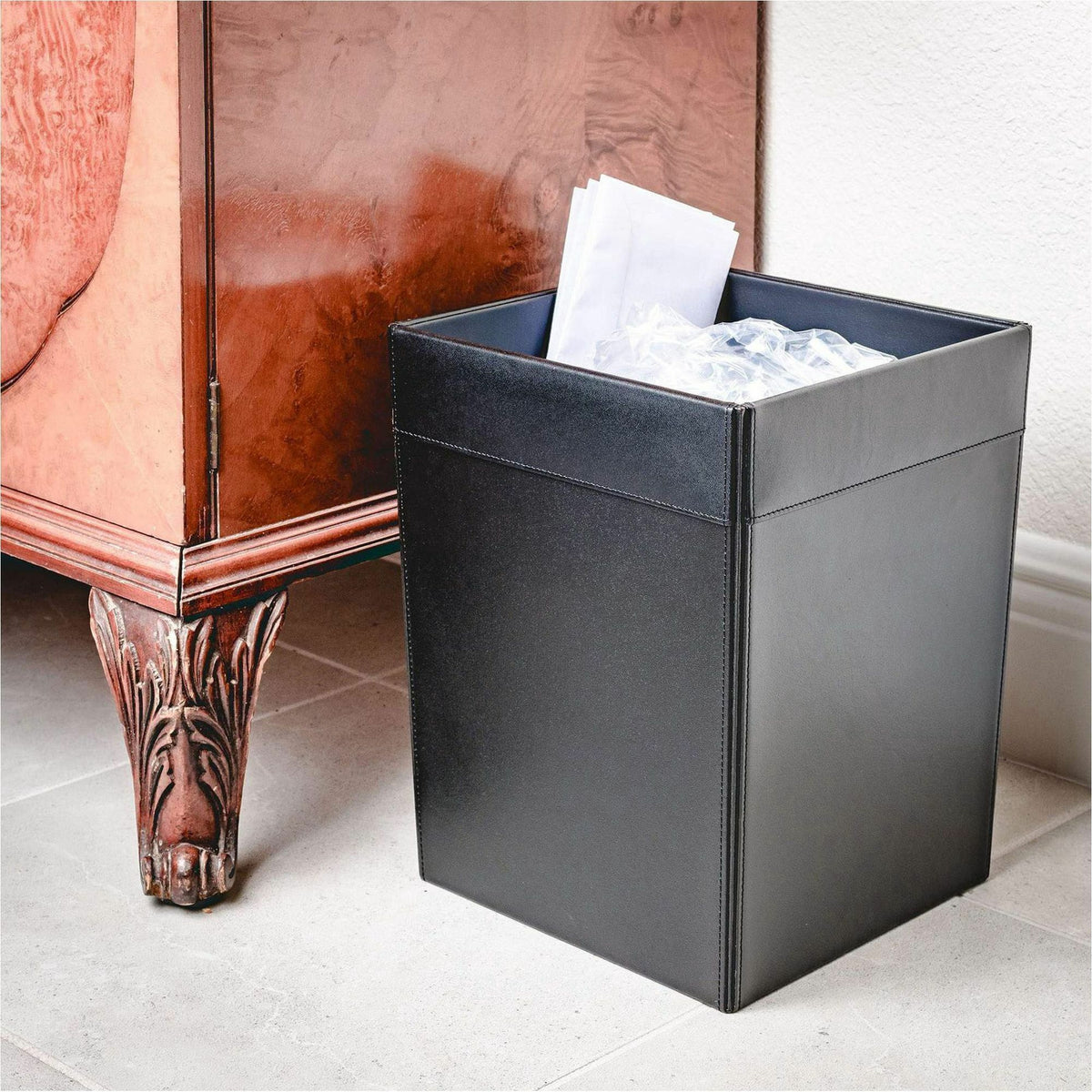 Dacasso Wastebasket