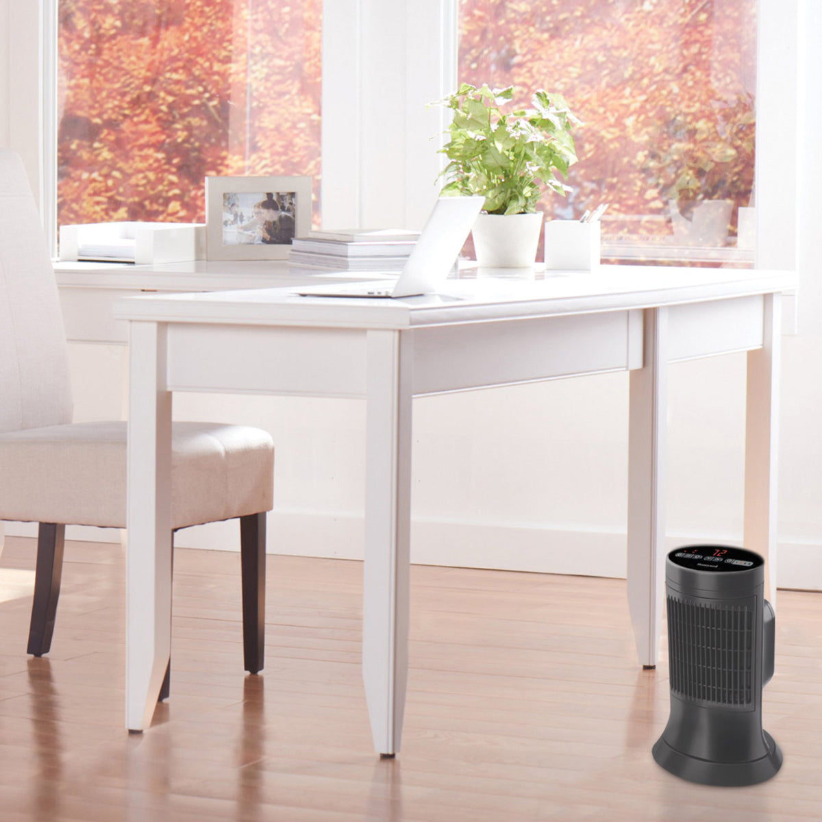 Honeywell Digital Ceramic Compact Heater