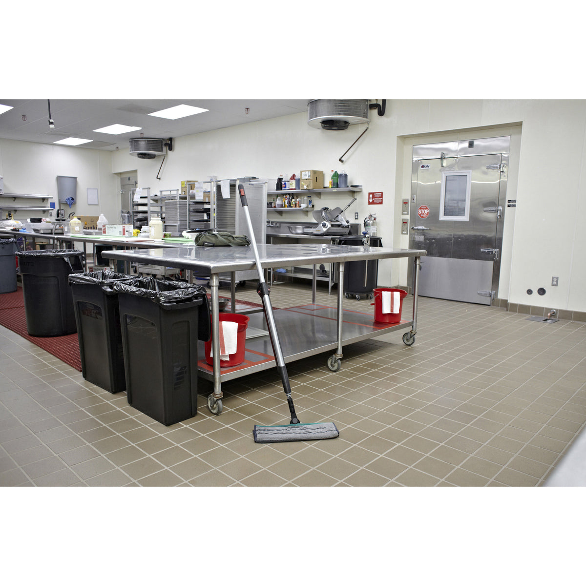 Rubbermaid Commercial Pulse Floor Cleaner
