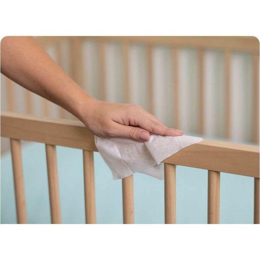 Pampers Complete Clean Cleaning Wipe