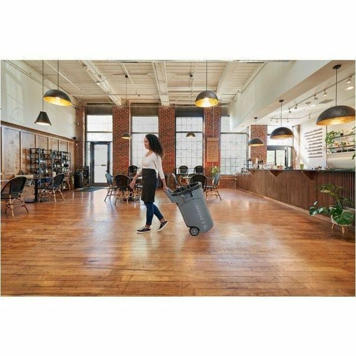 Rubbermaid Commercial Vented Wheeled Brute Container